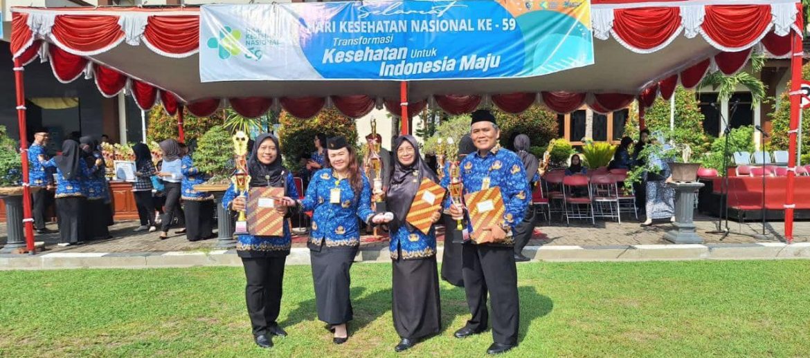 1b8865e02631f2de4e75c56dc1c22cde-1